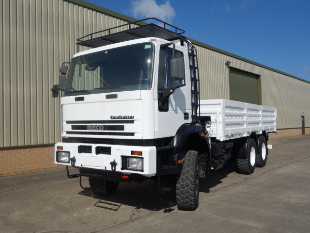 Iveco 260E37 Eurotrakker 6x6 Drop Side Crane Truck - 40051 - Govsales of mod surplus ex army trucks, ex army land rovers and other military vehicles for sale