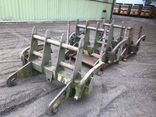 Ripper Attachment  - 1043 - Govsales of mod surplus ex army trucks, ex army land rovers and other military vehicles for sale