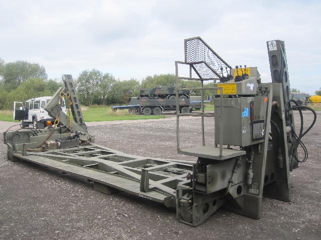 Ekalift (Drops) handling system  - 32927 - Govsales of mod surplus ex army trucks, ex army land rovers and other military vehicles for sale