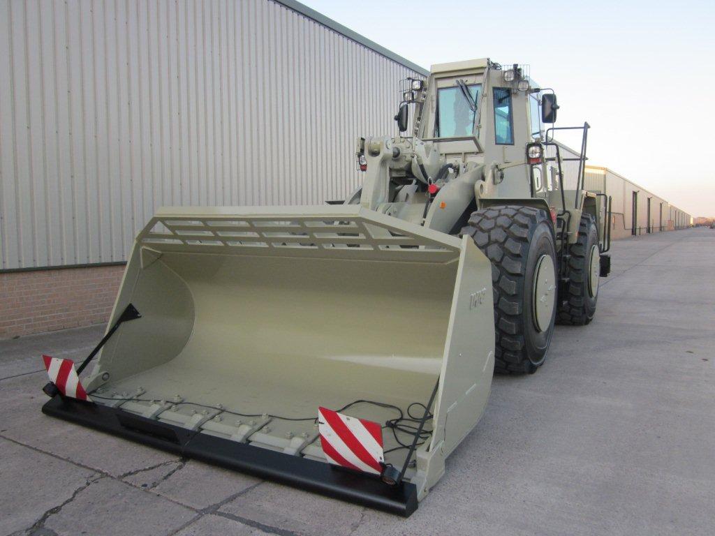 Caterpillar Wheeled Loader 972G Armoured Plant - 11738 - Govsales of mod surplus ex army trucks, ex army land rovers and other military vehicles for sale