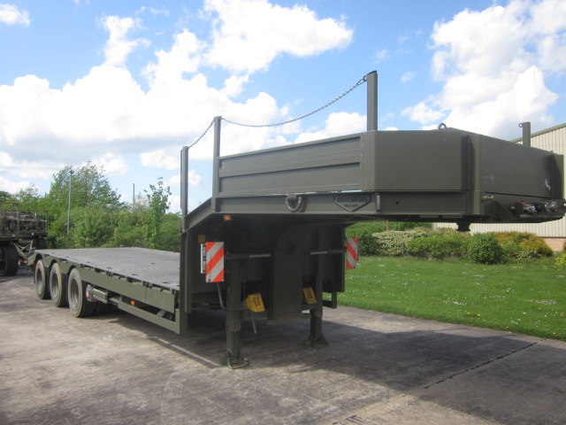 Broshuis step frame loader trailer - Govsales of mod surplus ex army trucks, ex army land rovers and other military vehicles for sale