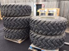 Michelin 20.5R25 XTL unused on rims