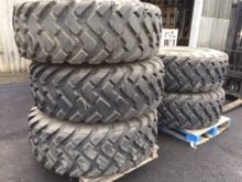 Michelin 20.5R25 XTL unused on rims