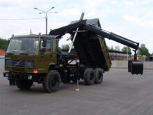 Volvo FL12 6x6 Tipper with clam shell grab