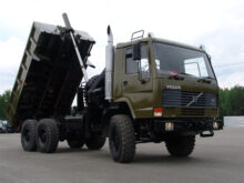 Volvo FL12 6x6 Tipper with clam shell grab