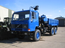 Volvo FL12 6x6 Tipper with clam shell grab