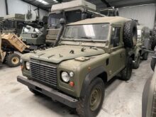 Land Rover Defender 90 Wolf LHD Hard Top (Remus)