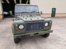 Land Rover Defender 90 Wolf RHD Air Portable Soft Top (Remus)