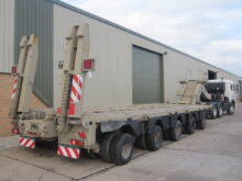 M1000 Semi-trailer, 80-ton 40-wheel, heavy equipment transporter