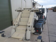 M1000 Semi-trailer, 80-ton 40-wheel, heavy equipment transporter