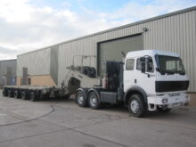 M1000 Semi-trailer, 80-ton 40-wheel, heavy equipment transporter