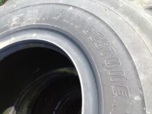 Bridgestone 29.5T35 VSTEEL (Used 75/80% Good)