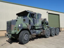 Oshkosh M1070 Tractor Units