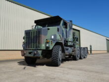 Oshkosh M1070 Tractor Units