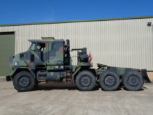 Oshkosh M1070 Tractor Units
