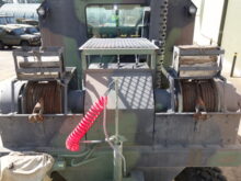 Oshkosh M1070 Tractor Units