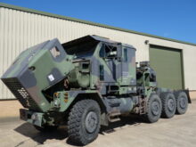 Oshkosh M1070 Tractor Units