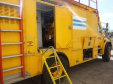 SDI Aviation Aircraft De-Icing Truck