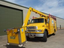 SDI Aviation Aircraft De-Icing Truck