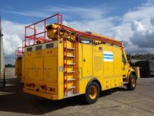 SDI Aviation Aircraft De-Icing Truck