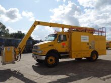 SDI Aviation Aircraft De-Icing Truck