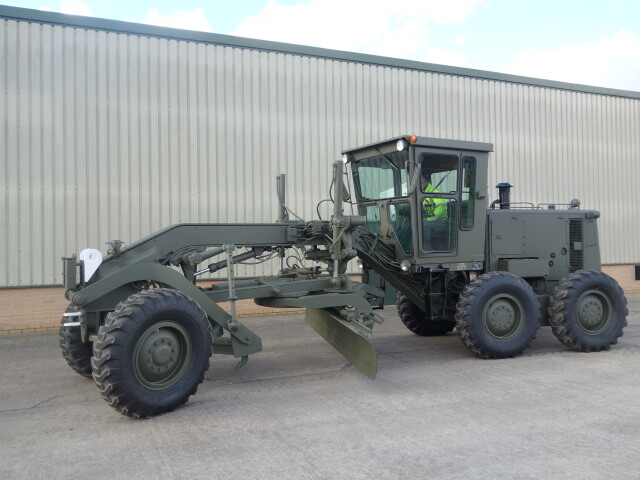 Caterpillar 130G Grader