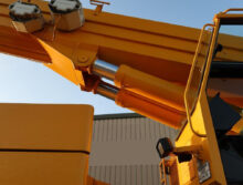 Liebherr LTM1120 crane