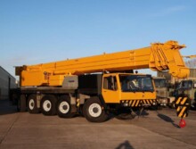 Liebherr LTM1120 crane