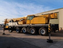 Liebherr LTM1120 crane
