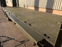 Broshuis E2130 Tri Axle Step Frame Low Loader Trailer