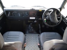 Land Rover Defender 130 Wolf Gun Bus (shoot vehicle)