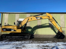 Caterpillar Tracked Excavator 320 DL