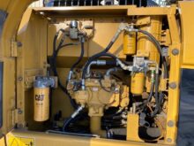 Caterpillar Tracked Excavator 320 DL