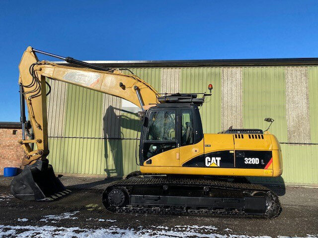 Caterpillar Tracked Excavator 320 DL
