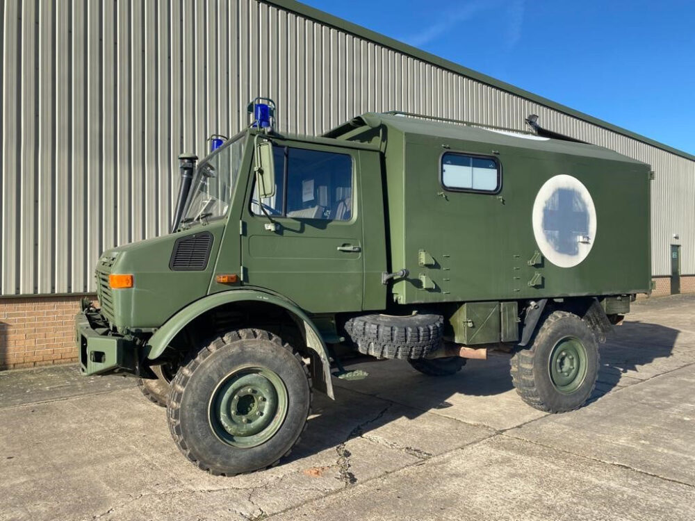 Mercedes Benz Unimog U1300L 4x4 Ambulance