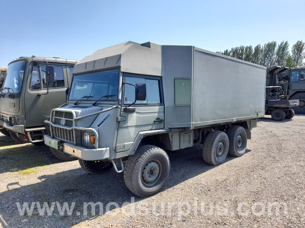Pinzgauer 718 6x6 Comms Truck