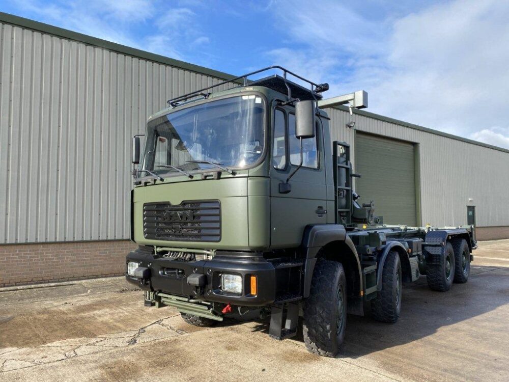 MAN 35.464 8x8 Drops Truck