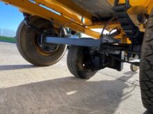 Econ towed gritter trailer