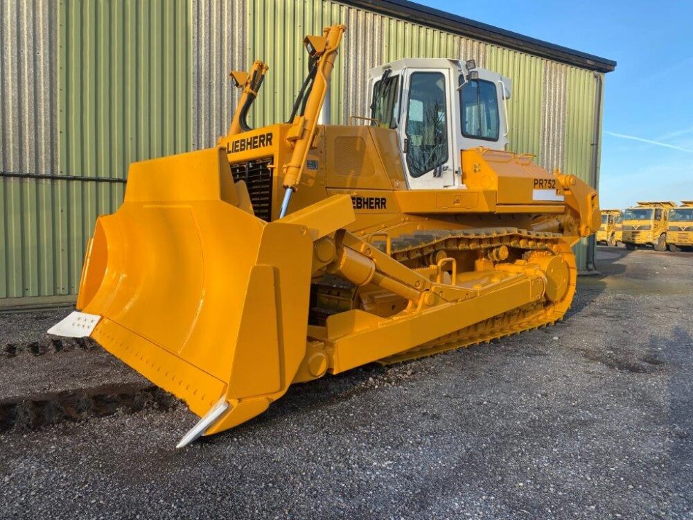 Liebherr PR 752 Dozer with Ripper