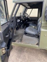 Land Rover Defender 90 RHD Wolf Winterized Hard Top (Remus)