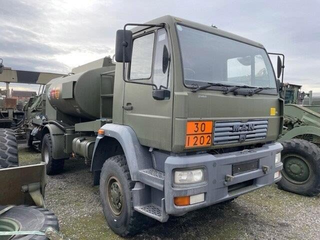 MAN 4x4 Tanker Truck