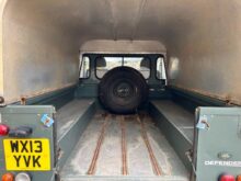 Land Rover Defender 110 pick up RHD puma