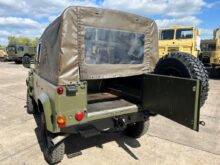 Land Rover Defender 90 Wolf RHD Soft Top (Remus)