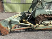 Hanomag D680E Dozer with Winch
