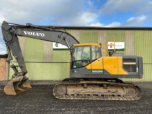 Volvo EC220 EL excavator