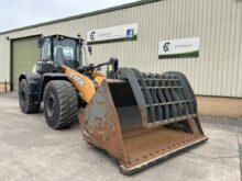Case 821 GXR Wheeled Loader