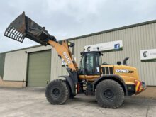 Case 821 GXR Wheeled Loader