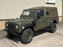 Land Rover Defender 110 Wolf  LHD Soft Top (Remus)