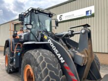 Doosan DL420-7 Wheeled Loader