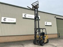 Caterpillar DP30NT Forklift